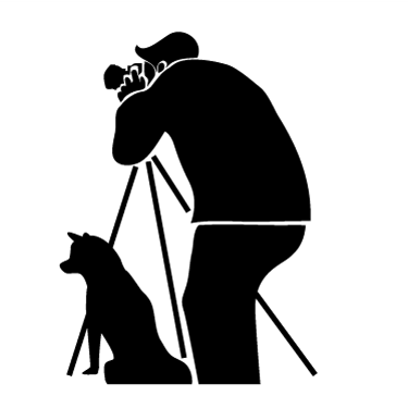 ロゴ135　芝犬とフォトグラファー